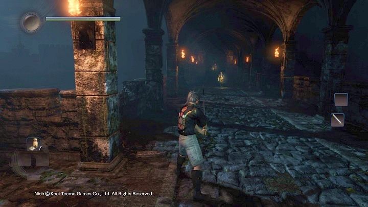 Klatka schodowa prowadzi bezpośrednio na widoczny na obrazku most - NiOh: Człowiek z Duchem Opiekuńczym - solucja, opis przejścia - NiOh - poradnik do gry