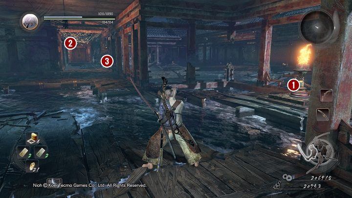 Z kolei po prawej od końca pierwszego pomostu znajdziesz latarnię [1] widoczną na obrazku - NiOh: Ocean znów ryczy (The Ocean Roars Again) - solucja, opis przejścia - NiOh - poradnik do gry