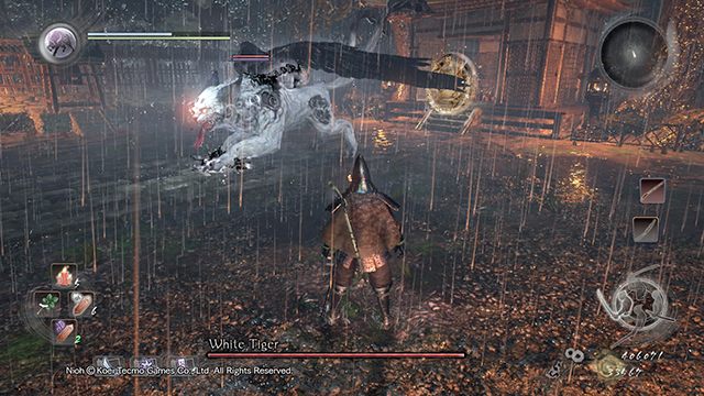 Na początku walki wykorzystaj, że przeciwnik się nie rusza i zadaj kilka ciosów - NiOh: Biały Tygrys - jak pokonać bossa? - NiOh - poradnik do gry