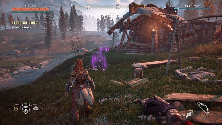 Zaraz obok ogniska znajdziesz zwłoki jednego z żołnierzy - Horizon Zero Dawn: W obcych krajach (In Foreign Lands) | Wieża Dnia, solucja - Horizon Zero Dawn - poradnik, solucja
