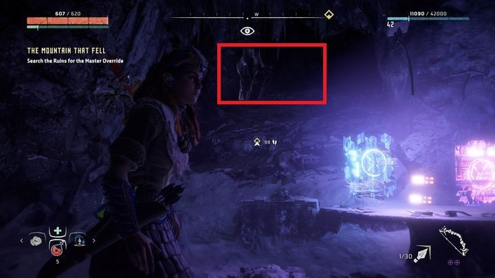 Wykorzystaj widoczny powyżej wyłom, żeby dostać się na wyższe partie ruin - Horizon Zero Dawn: Góra, która upadła (The Mountain that Fell), solucja - Horizon Zero Dawn - poradnik, solucja
