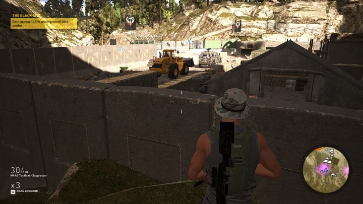 Aby dostać się na teren bazy, musisz przedostać się przez mur - Tajna Baza | Misje główne w Flor De Oro | Ghost Recon Wildlands - Tom Clancys Ghost Recon: Wildlands - poradnik do gry