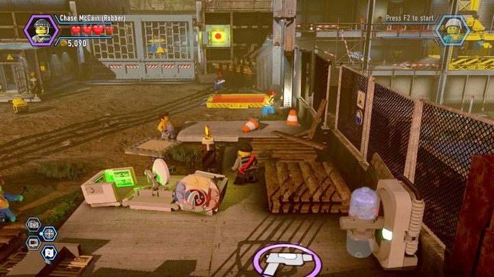 Musisz otworzyć bramę, by dostać się do walca - Plac budowy w Lego City: Tajny Agent - LEGO City: Tajny Agent - poradnik do gry