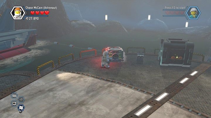 Zacznij od użycia skrzynki astronauty - Baza Rexa w Lego City: Tajny Agent - LEGO City: Tajny Agent - poradnik do gry