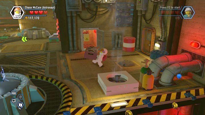 Zabierz skrzynkę na budowę drugiej cewki i korzystając z wentylatora dostań się na piętro - Baza Rexa w Lego City: Tajny Agent - LEGO City: Tajny Agent - poradnik do gry