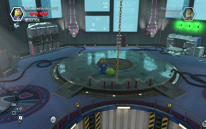 Ostatnia planetka z rozbitego układu kryje sekret... - Sekrety w hangarze w Lego City: Tajny Agent - LEGO City: Tajny Agent - poradnik do gry