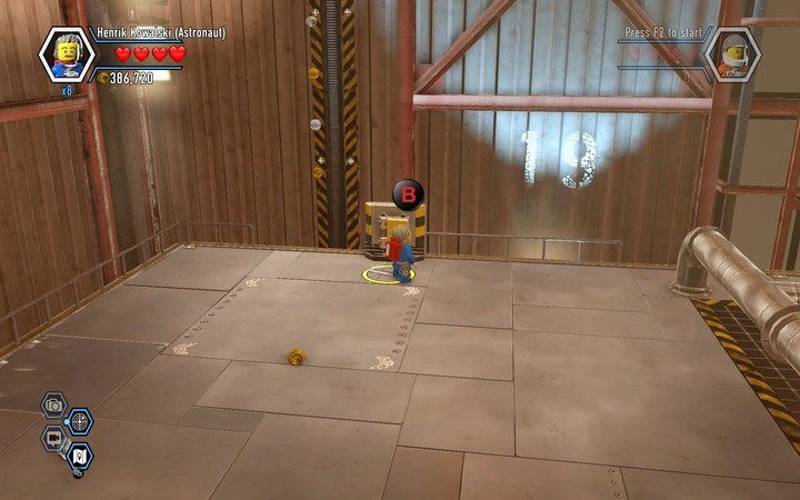 Skrzynka elektryczna aktywująca windę - Sekrety w hangarze w Lego City: Tajny Agent - LEGO City: Tajny Agent - poradnik do gry