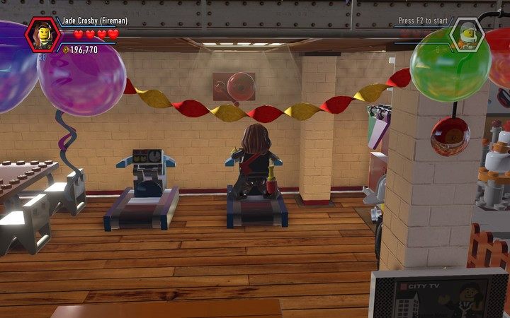 Ukończ mini-grę, by zdobyć nagrodę - Sekrety w budynku straży w Lego City: Tajny Agent - LEGO City: Tajny Agent - poradnik do gry