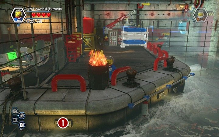 W miejscu (1) znajdziesz fragment tarczy - Sekrety w budynku straży w Lego City: Tajny Agent - LEGO City: Tajny Agent - poradnik do gry