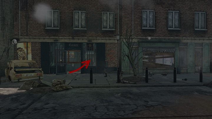 Miń lokal z częściowo zabitym deskami oknem wystawowym i wejdź do następnego przez otwarte drzwi - Otwórz wywietrzniki | Opis przejścia Syberia 3 - Syberia 3 - poradnik do gry