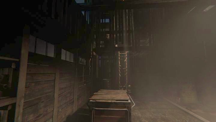 Podsuń skrzynię i wdrap się na strych - Pola | Opis przejścia Outlast 2 - Outlast 2 - poradnik do gry