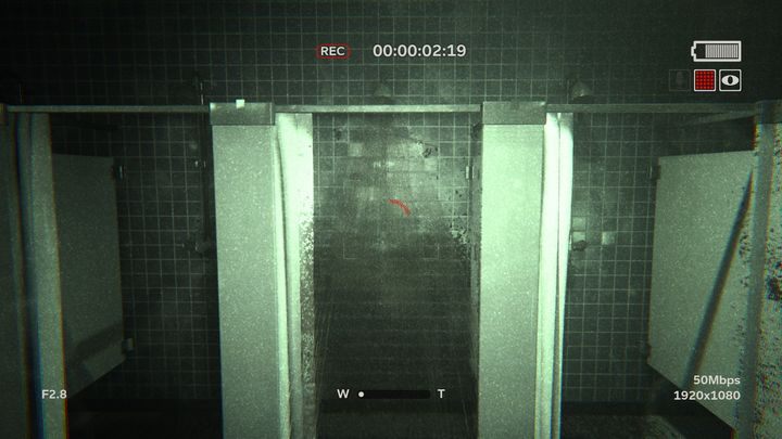 Wejdź do damskiej łazienki bezpośrednio przy basenie - Krew | Lamentacje | Opis przejścia Outlast 2 - Outlast 2 - poradnik do gry