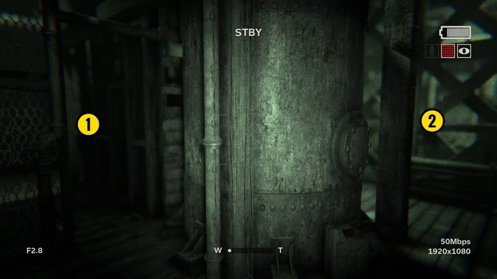 Na końcu pomieszczenia znajdziesz półki, obok których musisz się przecisnąć - Blake kontra maszyna | Księga Sędziów | Opis przejścia Outlast 2 - Outlast 2 - poradnik do gry