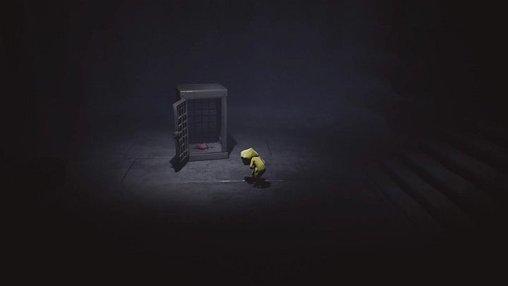 Podejdź do mięsa w klatce i zjedz go. - Little Nightmares: Pokoje niewidomej istoty - solucja, opis przejścia - Little Nightmares - poradnik do gry