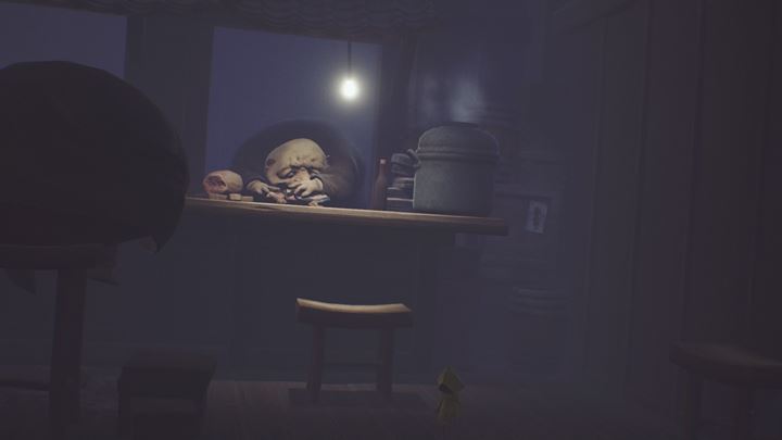 Odsuń siedzisko z prawej strony i zapal pochodnię. - Little Nightmares: Wędrówka po stołówce i ucieczka przed gośćmi - solucja - Little Nightmares - poradnik do gry