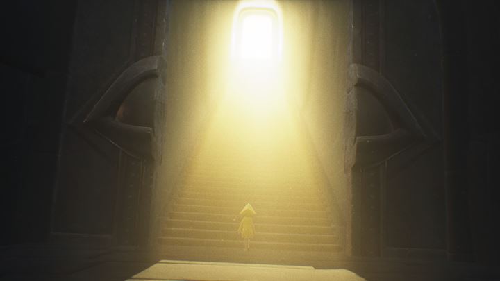 Na sam koniec, pokieruj swoją bohaterkę w głąb stołówki, a ta zacznie zabijać kolejne bestie - Little Nightmares: Walka z widmem kobiety i epilog przygód - solucja - Little Nightmares - poradnik do gry