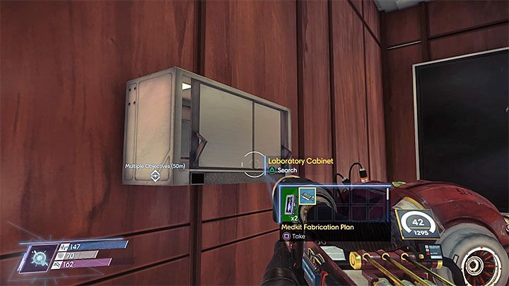 Projekt znajduje się w sali odpraw (Briefing Room) zlokalizowanej w zachodniej części mapy i możesz tam się dostać odnajdując kartę dostępu przy ciele jednego z pracowników stacji - NNN Mostek Talosa I | Projekty | Sekrety i ważne przedmioty w Prey - Prey - poradnik do gry