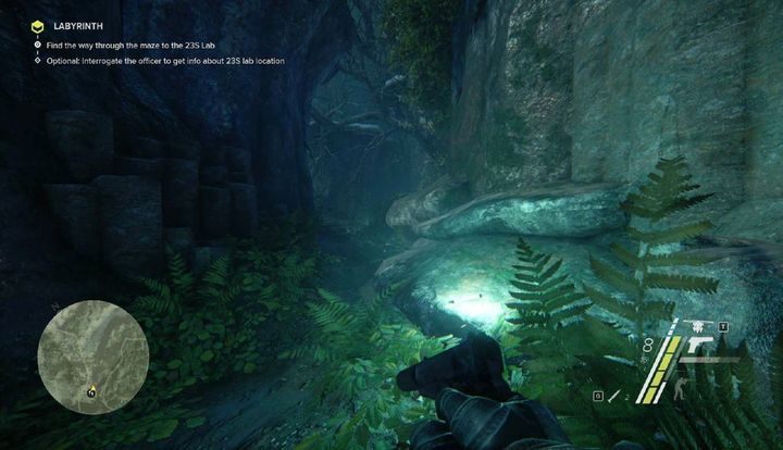 Po dotarciu do drogi łączącej obie poprzednie ścieżki, idź za rozsianymi po terenie niebieskimi flarami - Labirynth | Akt 3 | Opis przejścia Sniper Ghost Warrior 3 - Sniper: Ghost Warrior 3 - poradnik do gry