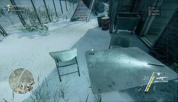 Zaraz pod pozycją strzelecką znajdziesz zawieszony na ścianie serwer CCTV, a użycie drona jest tutaj najbardziej wskazane - Slaughterhouse | Akt 3 | Opis przejścia Sniper Ghost Warrior 3 - Sniper: Ghost Warrior 3 - poradnik do gry