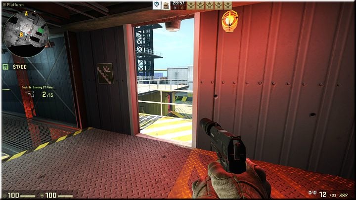 Na powyższym obrazku można zauważyć wyjście na balkon - Misja 18 - Black Gold: Małe bronie, duże problemy | CS GO - CS GO - poradnik do gry