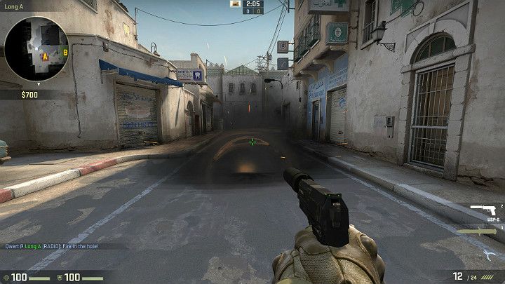 Typ granatu, który wybucha po określonym czasie od wyjęcia zawleczki i wyrządza bardzo duże szkody na sporym obszarze wszystkim Graczom znajdującym się w zasięgu eksplozji - Granaty | CS GO - CS GO - poradnik do gry