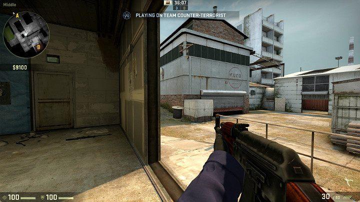 Wychodząc z łącznika musisz uważać nie tylko na wyjście z garażu, ale także daszek znajdujący się z lewej strony garażu gdzie przeciwnik ma okazję do boostowania - Cache | Mapy Turniejowe | CS GO - CS GO - poradnik do gry
