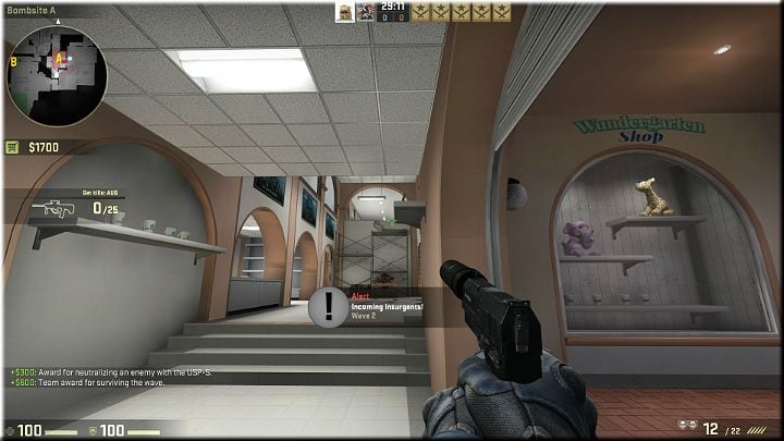 Przeciwnicy bardzo często będą zeskakiwać z korytarza nad rusztowaniem - Misja 16 - Thrill: Beauty Shots | CS GO - CS GO - poradnik do gry