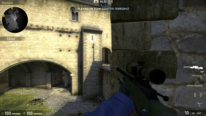 Pozycja strzelecka za filarem na środku mapy Terrorystów - Cobblestone | Mapy Turniejowe | CS GO - CS GO - poradnik do gry