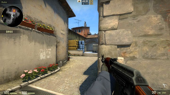 Przechodząc na punkt B od strony studni zawsze sprawdzaj widoczny w oddali punkt za beczkami ponieważ możesz znajdować się tam potencjalny przeciwnik - Inferno | Mapy turniejowe | CS GO - CS GO - poradnik do gry