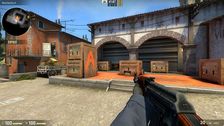 Gracze chroniący dostępu do punktu A lubią zaczaić się w widocznym w oddali punkcie, zaraz w rogu budynku także postaraj się sprawdzać to miejsce - Inferno | Mapy turniejowe | CS GO - CS GO - poradnik do gry