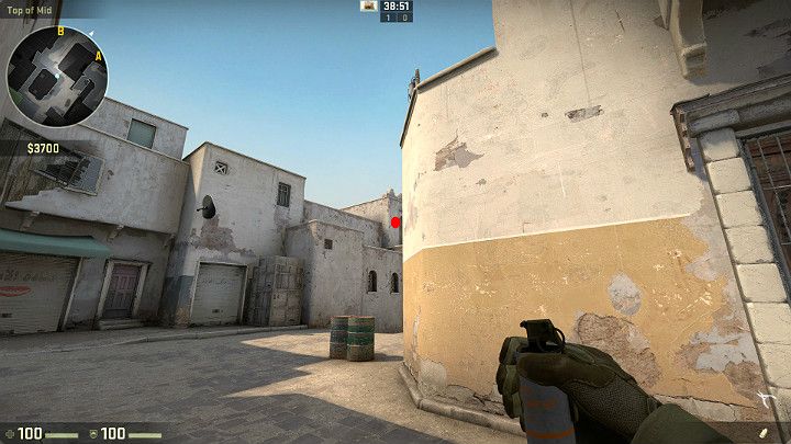 Ustaw się we wskazanym miejscu, zaraz przy rogu ściany i wyceluj w zaznaczone miejsce - Dust 2 | Mapy Turniejowe | CS GO - CS GO - poradnik do gry
