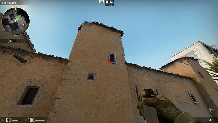 W trakcie przechodzenia na punkt podłożenia bomby A możesz wykonać kolejny ciekawy rzut - Dust 2 | Mapy Turniejowe | CS GO - CS GO - poradnik do gry