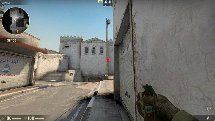 Wykonując ten rzut postaraj się wycelować z prawej strony słupa, aby granat odbił się w odpowiednią stronę - Dust 2 | Mapy Turniejowe | CS GO - CS GO - poradnik do gry