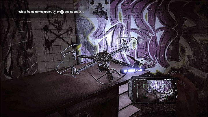 Zielone kropki na ekranie telefonu ułatwiają odnajdywanie obiektów nadających się do zeskanowania - Odnalezienie i uwolnienie zakładnika | Black | Opis przejścia Get Even - Get Even - poradnik do gry