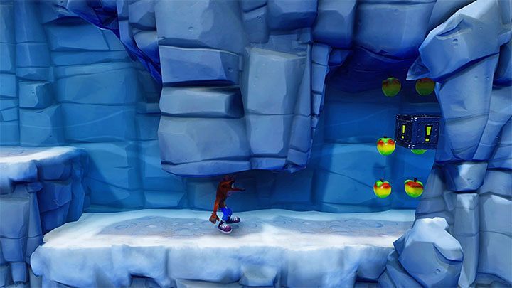 Po powrocie na główną ścieżkę wyrusz dalej w prawo - Cold Hard Crash | Alpine Warp Room | Opis przejścia | Crash N. Sane Trilogy - Crash Bandicoot N. Sane Trilogy - poradnik do gry