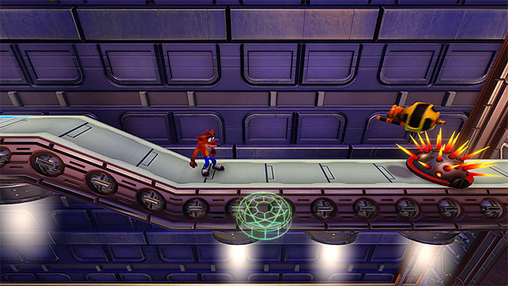 Po powrocie do głównej części planszy wznów podróż w prawo i nie zapomnij niszczyć po drodze wszystkich wysoko zawieszonych skrzyń - Gone Tomorrow | Crash Bandicoot 3 | Opis przejścia | Crash N. Sane Trilogy - Crash Bandicoot N. Sane Trilogy - poradnik do gry