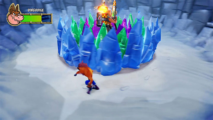 Dalsza część pojedynku ma zbliżony przebieg i jedyna różnica dotyczy bombardowań - Dingodile | Crash Bandicoot 3 | Opis przejścia - Crash Bandicoot N. Sane Trilogy - poradnik do gry