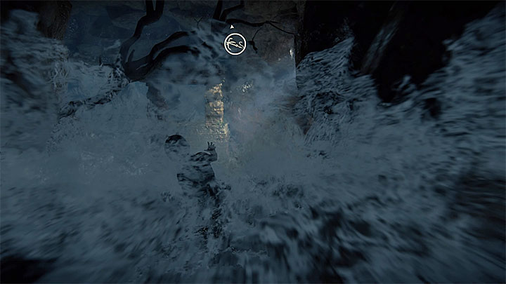 W końcowej fazie zjazdu akweduktem bądź gotowy do wciśnięcia przycisku L1 w celu złapania się pokazanego na obrazku zaczepu - 5 - Wielka bitwa - Spotkanie z Asavem | Opis przejścia - Uncharted: Zaginione Dziedzictwo - poradnik do gry