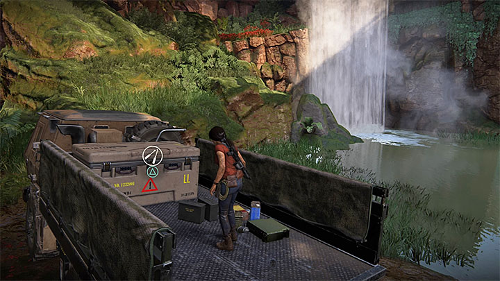 Skrzynkę odnajduje się tuż obok ścieżki prowadzącej do północnych ruin (Shivy) - 4 - Ghaty Zachodnie - Zdjęcia, opcjonalne rozmowy i skrzynki | Sekrety - Uncharted: Zaginione Dziedzictwo - poradnik do gry