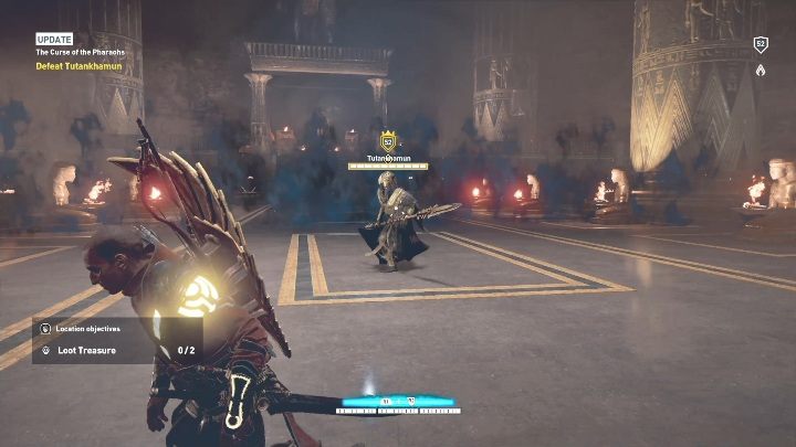 Tutenhamon podobnie jak Akhenaten atakuje wymachując bronią wokół własnej osi, więc trzeba trzymać się od niego z daleka - Bossowie w DLC AC Origins The Curse of the Pharaohs - Assassins Creed Origins - poradnik do gry