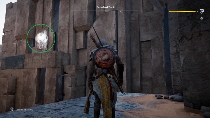 Gdy przesuniesz blok zobaczysz, że smuga światła znajduje się na zasłoniętym pajęczyną miejscu - Grobowiec Seth-Anat Tomb | Deshert Desert | Grobowce | Assassins Creed Origins - Assassins Creed Origins - poradnik do gry