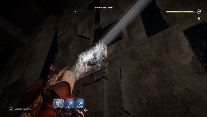 Przed aktywowaniem tablicy musisz zniszczyć pajęczynę znajdująca się na prawej ścianę - Grobowiec Seth-Anat Tomb | Deshert Desert | Grobowce | Assassins Creed Origins - Assassins Creed Origins - poradnik do gry