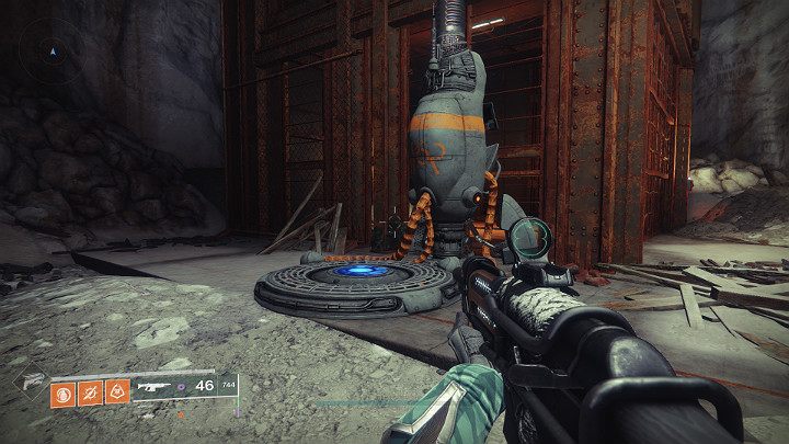 Gdy dotrzesz do wskazanego miejsca rozejrzyj się za teleporterem - znajdziesz się obok windy - Destiny 2: Rewolwer Thorn - jak zdobyć? - Destiny 2 - poradnik do gry