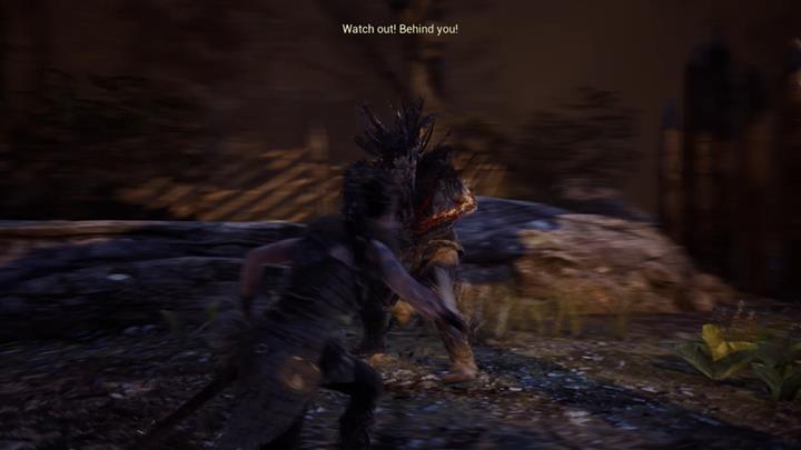 W walce, duchy towarzyszących ci kobiet potrafią być użyteczne. - Hellblade Senuas Sacrifice: Drzwi z runami, Siedziba Surta - Hellblade: Senuas Sacrifice - poradnik do gry