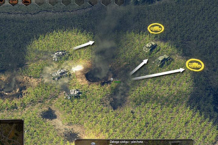 Czołgi mają bardzo małe pole widzenia (strzałka wyżej), zwłaszcza w gęstej roślinności. Nawet jeden żołnierz towarzyszący twoim pojazdom, może zdecydować o losie potyczki dzięki większemu polu widzenia (strzałki niżej). To samo ograniczenie możesz wykorzystać na swoją korzyść eliminując zwiadowców wroga i niszcząc ślepe czołgi. - Atakowanie | Prowadzenie bitew | Sudden Strike 4 - Sudden Strike 4 - poradnik do gry