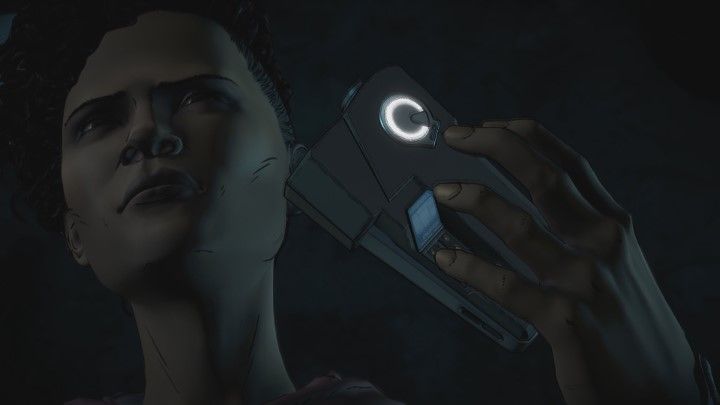 W środku trafisz na Tiffany. - Rozdział 4 - A Family Affair | Epizod 2 - The Pact - Batman: The Telltale Series - The Enemy Within - poradnik do gry