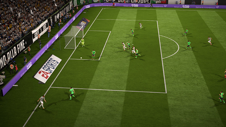 Odpowiednio wykonane dośrodkowanie jest niezwykle groźnym zagraniem dla przeciwnika - Finalizowanie akcji | Atak | FIFA 18 - FIFA 18 - poradnik do gry