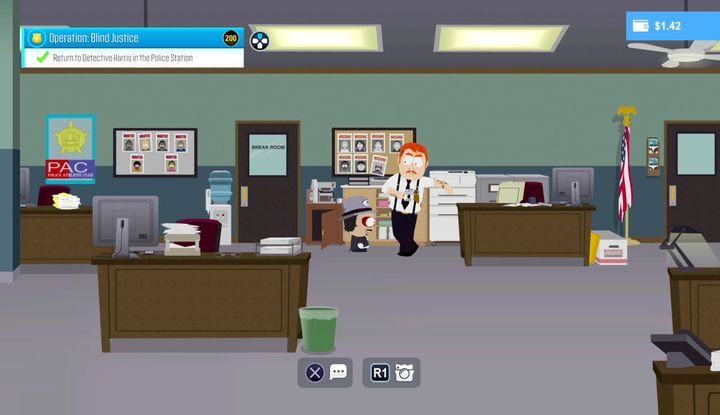 Sierżan Yates to zleceniodawca zadań Operacji na posterunku policji. - Selfie - sekrety w South Park Fractured But Whole - South Park: The Fractured But Whole - poradnik do gry