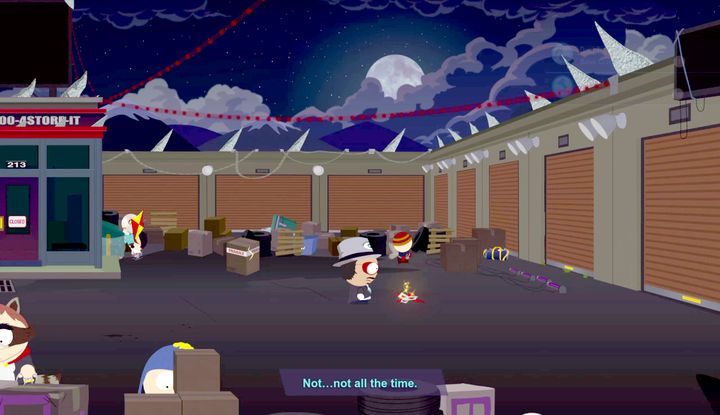 Na obszarze magazynu żeby móc kontynuować, podnieś maskę leżącą na ziemi - Potrzebujemy narzędzia, Setki rąk chaosu | Solucja South Park - South Park: The Fractured But Whole - poradnik do gry