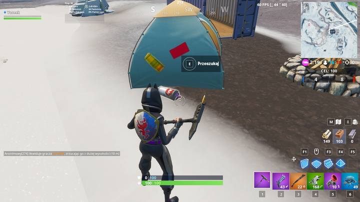 Druga puszka znajduje się przy namiocie, w lokacji z dyskoteką, niedaleko Szemranych Szybów - Znajdź zgubione farby w sprayu | Wyzwanie sezonu 10 Fortnite - Fortnite: Battle Royale - poradnik do gry